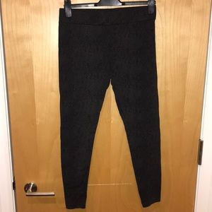 Snake skin print leggings